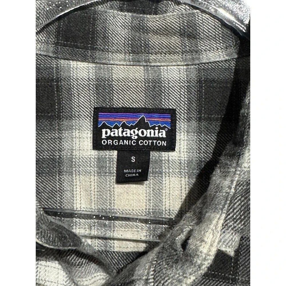 Patagonia Flannel Shirt Men S  GRAY COLOR  Lightweight Plaid 100% Organic Cotton